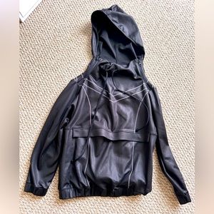 Koral hoodie small
